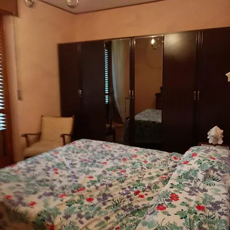 Grande In Casa Privata Champdepraz